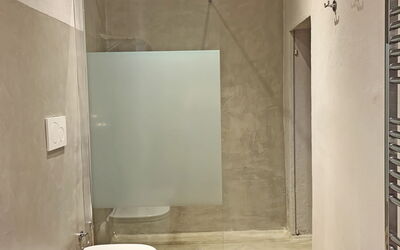 Villa Zara: Automne, Été, Printemps, Salle de bain