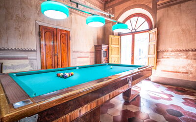 Villa Zara: Automne, Été, Printemps, Salon