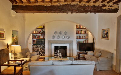 Villa Zara: Automne, Été, Printemps, Salon