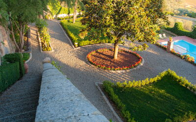 Villa Zara: Automne, Été, Jardin, Printemps