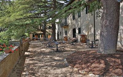 Villa Zara: Automne, Été, Jardin, Printemps