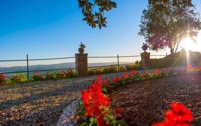 Villa Zara: Automne, Été, Printemps, Vues