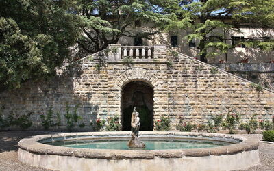 Villa Zara: Automne, Été, Extérieurs, Jardin, Printemps