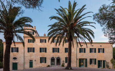 Villa Osa: Autumn, Building Exterior, Summer, Winter