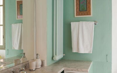 Villa Osa: Autumn, Bathroom, Summer, Winter