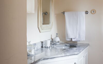 Villa Osa: Autumn, Bathroom, Summer, Winter