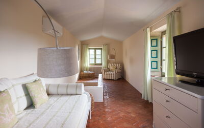 Villa Osa: Autumn, Living Room, Summer, Winter