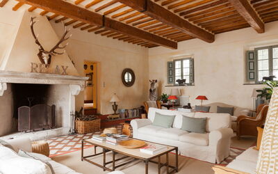 Villa Osa: Autumn, Living Room, Summer, Winter