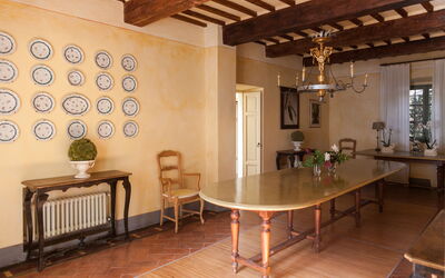 Villa Osa: Autumn, Dining Room, Spring, Summer