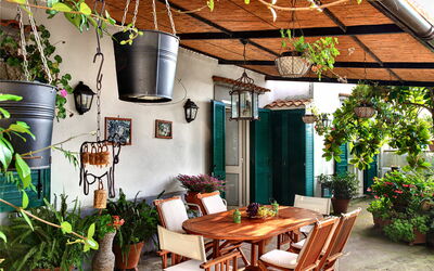 Villa Sorrentina: sorrento-hills-comfort-villa-massa-lubrense-villa-patio