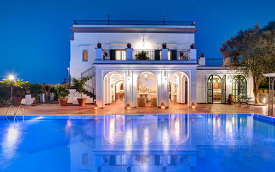 La Noblesse: palazzo-villa-dei-nobili-santa-agata-sui-due-golfi-villa-external