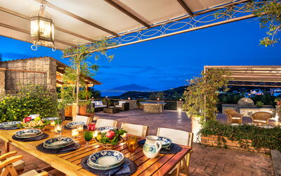 Villa Panorama: country-lemonvilla-massa-lubrense-villa-balcony