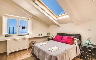 Villa Acquara: villa-riggiole-700-massa-lubrense-villa-bedroom