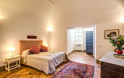 Villa Acquara: villa-riggiole-700-massa-lubrense-villa-bedroom