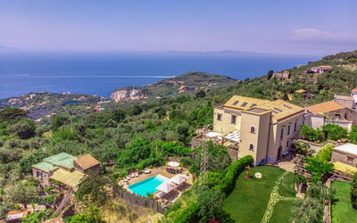 Villa Acquara: villa-riggiole-700-massa-lubrense-villa-external