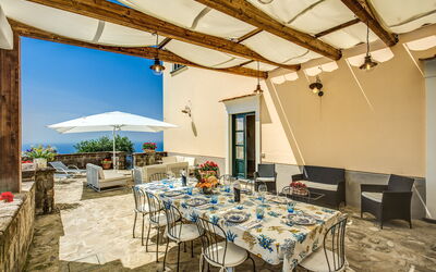 Villa Acquara: villa-riggiole-700-massa-lubrense-villa-terrace