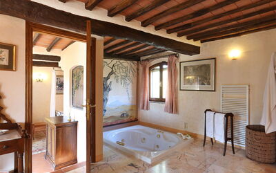 Villa Paride: Amenities, Bathroom