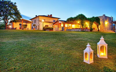 Villa Emozionale 18: Extérieurs, Jardin