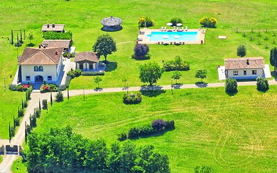 Villa Emozionale 18: Jardin, Vues