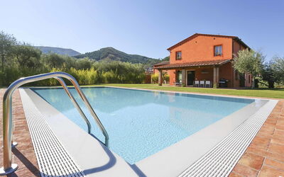 Villa Bacco: Building Exterior, Garden, Pool