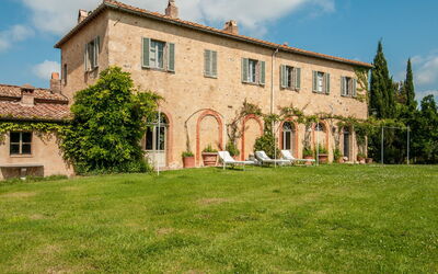 Villa Copernico: Building Exterior, Garden