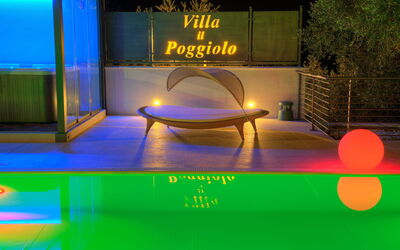 Villa Vallovaia: Piscina