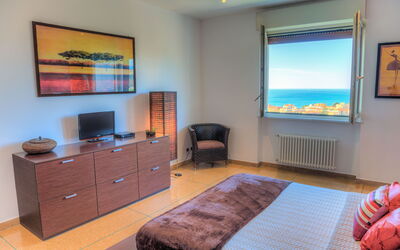 Villa Vallovaia: Bedroom