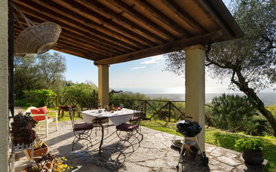 Villa Bastianella: Balkon / terras / patio, Buitenkanten, Keer bekeken