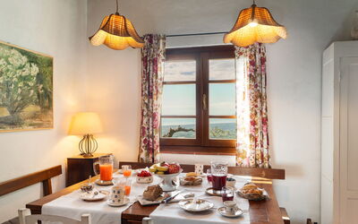 Villa Bastianella: Keer bekeken, Lunchroom