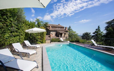 Villa Rosselli: Swimming pool