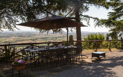 Villa Rosselli: Garden