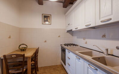 Villa Rosselli: Kitchen