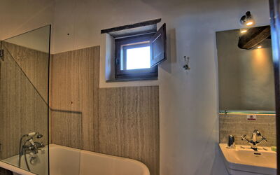Villa Vivaldi: Badkamer