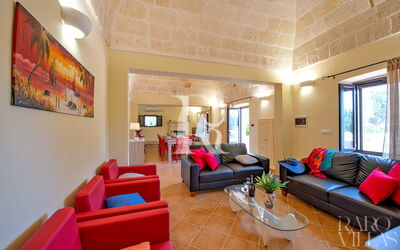 Casale Grattiglie: Gemeenschappelijke ruimte, Kamer details, Lunchroom, Voorzieningen, Woonkamer