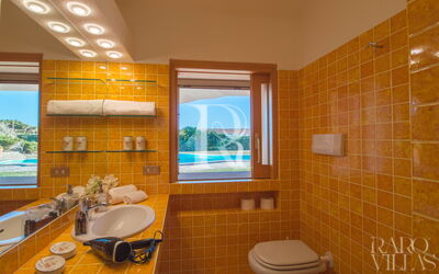 Villa Luce - Sleeps 16