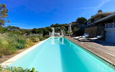 Villa Vega | Sleeps 20