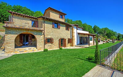 Villa Pura: Garden, Outdoor