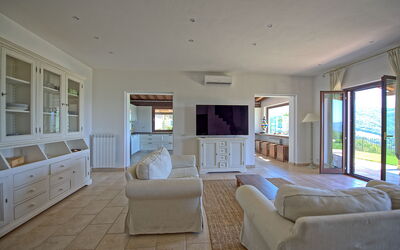 Villa Pura: Living Room