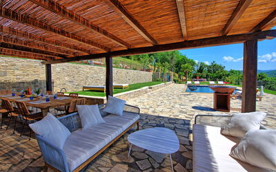 Villa Pura: Balcony / Terrace / Patio, Outdoor