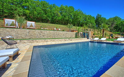 Villa Pura: Outdoor, Pool