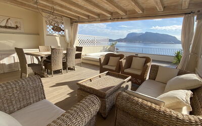 Lemonade Chalet 1