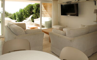 Lemonade Chalet 7
