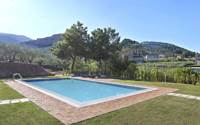 Villa Brunello: bassin, Extérieur, Jardin, Vues