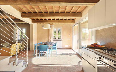 Villa Brunello: Cuisine, Salle à manger, Salle commune