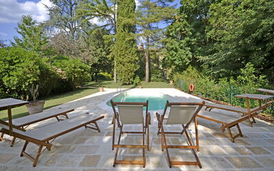 Giardino delle Ninfe: Swimming pool