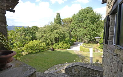 Giardino delle Ninfe: Garden