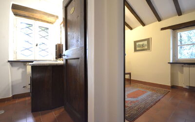 Giardino delle Ninfe: Bathroom