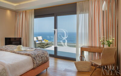 Amfitriti Luxury Villa