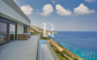 Amfitriti Luxury Villa