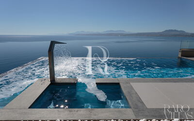 Amfitriti Luxury Villa